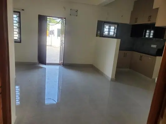 Modern Commercial Building for Rent in Prime Business Area